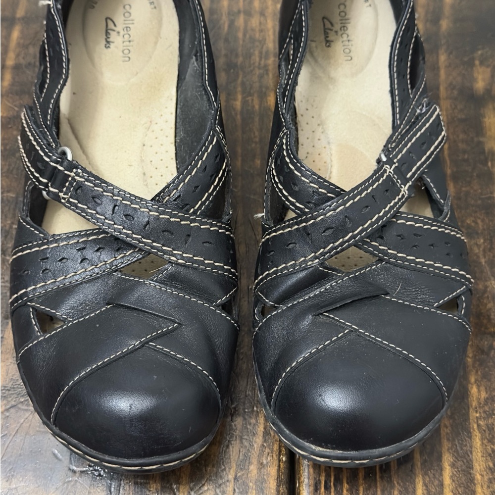 Clarks Black Flats with Criss-Cross Strap